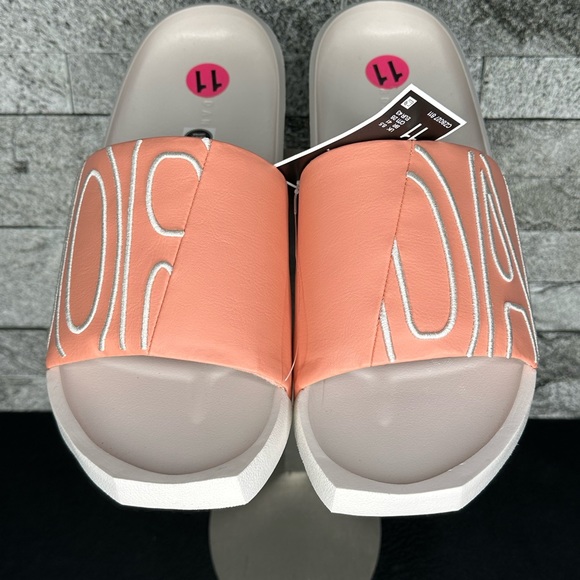 Jordan Nola Slides - NEW - WMNS11 - Picture 10 of 11